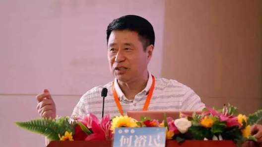 何玉明.png